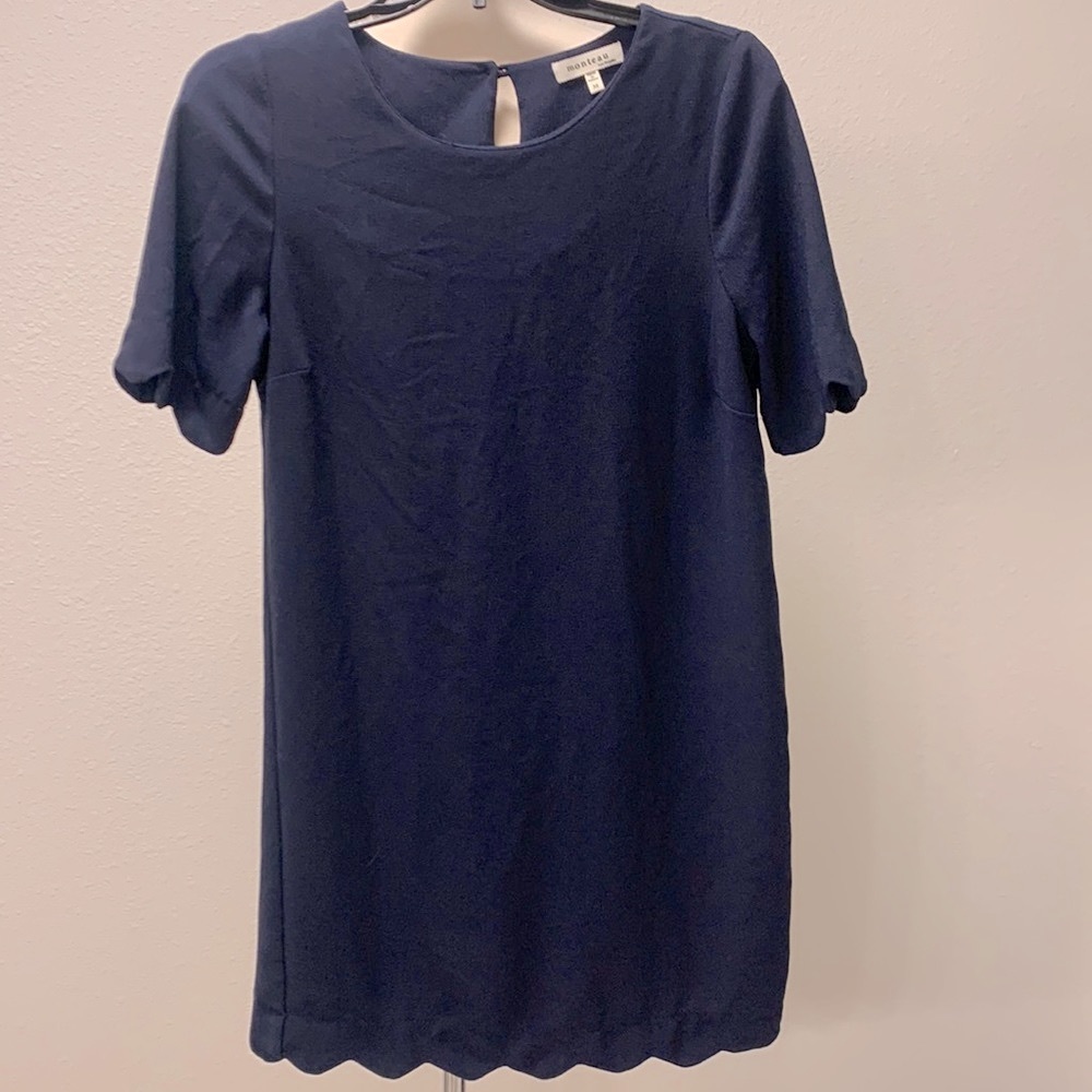 Monteau Scalloped Sleeve Dress